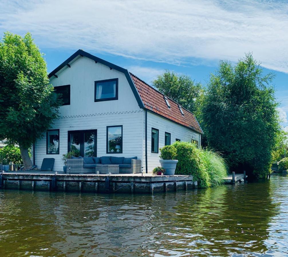 Holiday Home At The Water, Fire Place, Boat And Sup Rent, Near Amsterdam آلسمير المظهر الخارجي الصورة